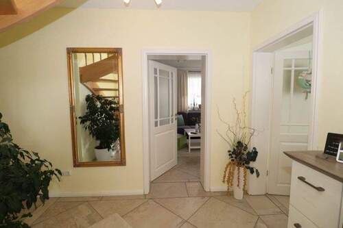 IMG_3855 Eingang Diele.jpg - 