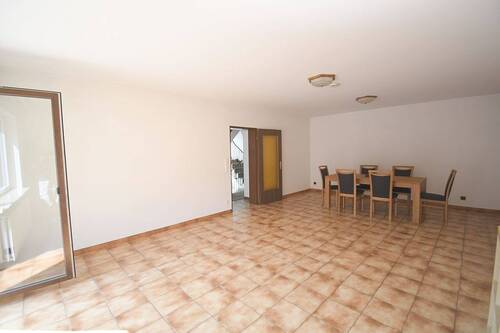 xxl Wohnen mit Terrasse.jpg - 