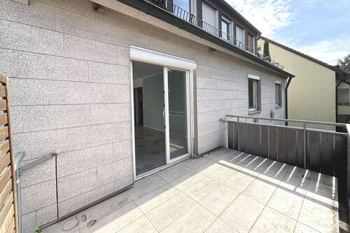 Balkon - 4 Zimmer Etagenwohnung zum Kaufen in Stuttgart