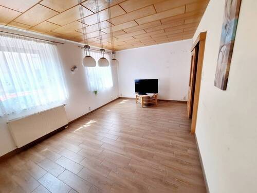 Wohnzimmer - 5 Zimmer Reihenmittelhaus zum Kaufen in Pirna