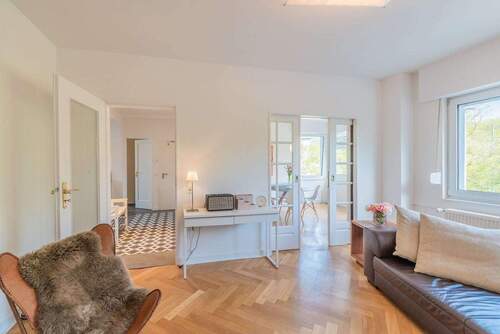 Wohnen - Etagenwohnung mit 85,00 m&sup2; in Frankfurt am Main zur Miete