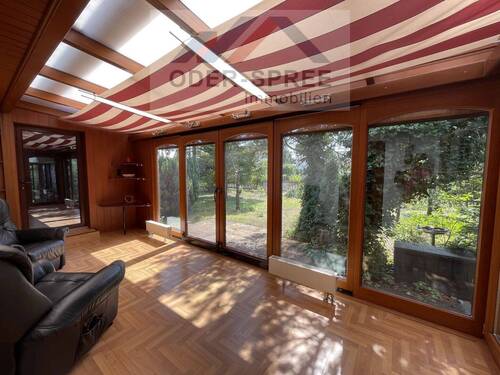 überdachte Terrasse - Einfamilienhaus mit 85,00 m&sup2; in Grünheide (Mark) zum Kaufen