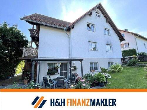 Titelbild - Charmantes Mehrfamilienhaus in naturnaher Lage am Thüringer Wald