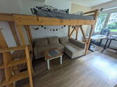 Schlafbereich im Zimmer - 1 Zimmer Etagenwohnung zur Miete in Frankfurt am Main