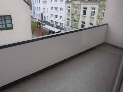 Ballkon - 3 Zimmer Etagenwohnung zur Miete in Leverkusen