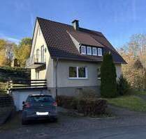 Charmantes Einfamilienhaus am ruhigen Ortsrand von Marsberg - ideal für Renovierungsfreunde