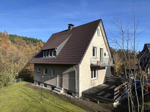 Rückansicht - 5 Zimmer Einfamilienhaus zum Kaufen in Marsberg