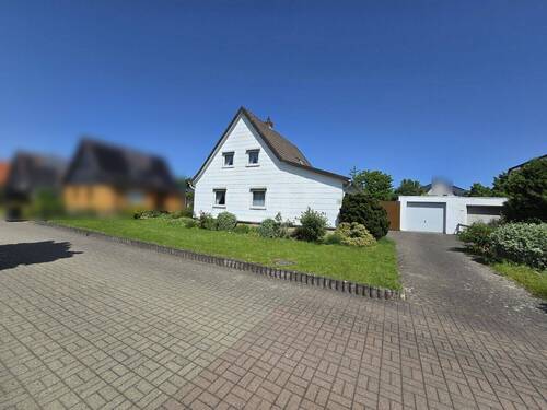 Straßenansicht - 