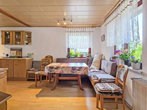 Essecke - 7 Zimmer Einfamilienhaus in Remptendorf