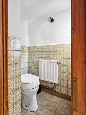 separates WC - 