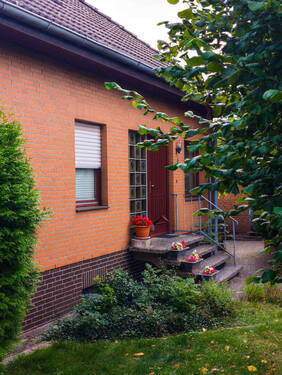 Eingang - 6 Zimmer Einfamilienhaus zum Kaufen in Oelber am weißen Wege