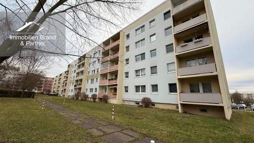 Bild 1 - Vermietet Eigentumswohnung - 120.000,00&nbsp;EUR Kaufpreis, ca.&nbsp; 103,00&nbsp;m&sup2;&nbsp;Wohnfl&auml;che