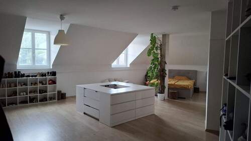 Nebenraum - 4 Zimmer Etagenwohnung zum Kaufen in Deggendorf