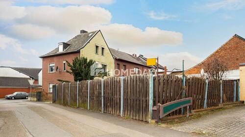 Außenansicht 3 - 5 Zimmer Reihenendhaus in Alsdorf