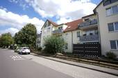 Blick auf Balkon und Dachterrasse - 