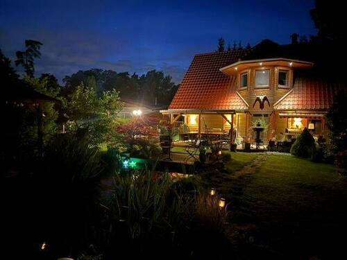 Gartenseite Nachtansicht - 