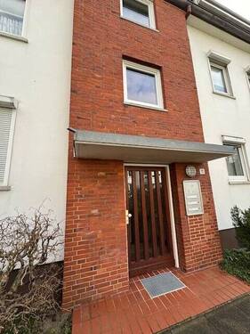 Eingang - 4 Zimmer Etagenwohnung zum Kaufen in Bremen