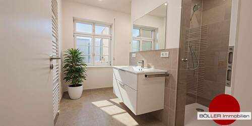 Badezimmer mit Fenster! - 