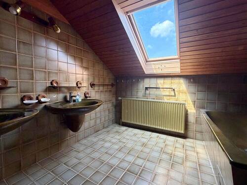 Badezimmer (DG) - 