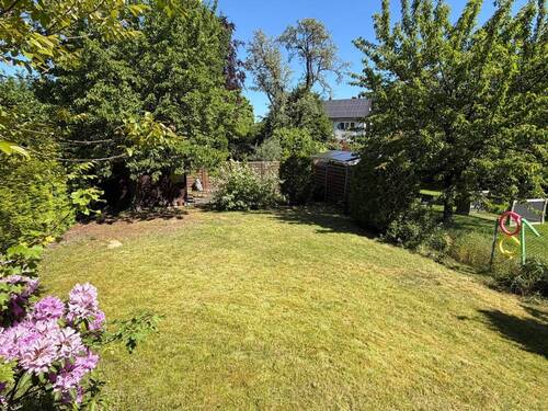 Garten - Doppelhaushälfte mit 149,00 m&sup2; in Hannover zum Kaufen