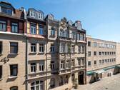 021_Reichverzierte Sandsteinfassade - 
