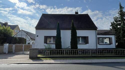 Straßenansicht - 5 Zimmer Einfamilienhaus in Schleife