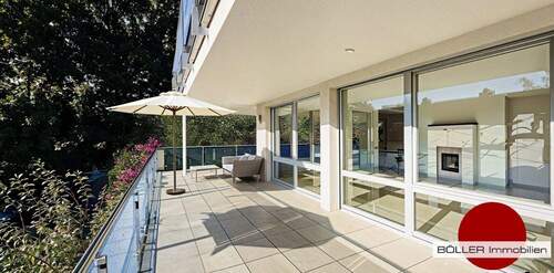 Große Terrasse! - Erlenstegen! 4-Zi. Wohnung mit Einbauküche und großer 40 m² Sonnenterrasse!