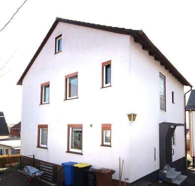 Gartenseite - 6 Zimmer Einfamilienhaus zum Kaufen in Eschwege