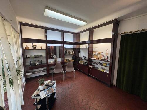 Salon - 