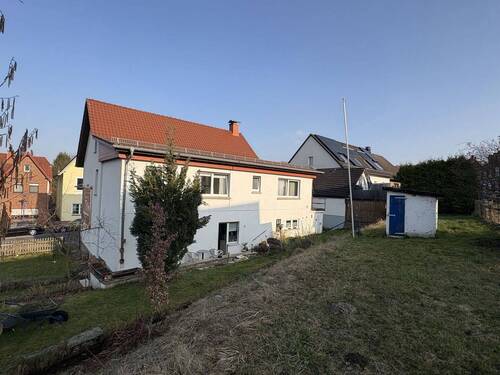 Gartenansicht - Mehrfamilienhaus, Wohnhaus mit 160,00 m&sup2; in Schieder-Schwalenberg zum Kaufen
