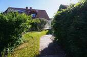 Weg zum Haus - Schickes Familien-Nest in toller Lage!