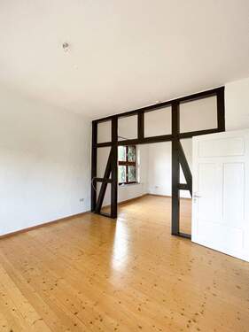 Wohn-/Esszimmer - 