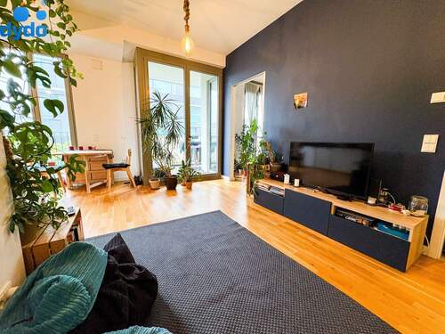 Wohnbereich (2) - 2 Zimmer Etagenwohnung in Berlin