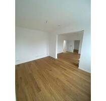 Luxus DG-Wohnung im Zentrum von Nienburg mit großem Balkon - Nienburg/Weser