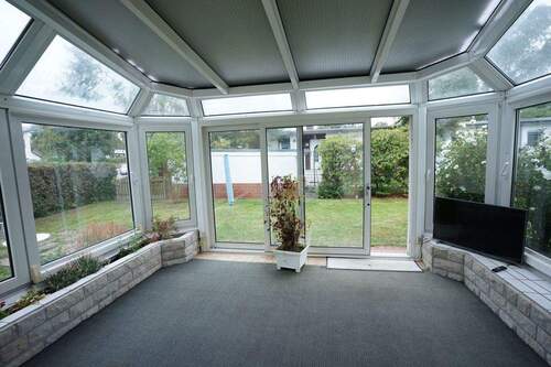 Wintergarten - Bungalow mit 154,00 m&sup2; in Berlin zum Kaufen