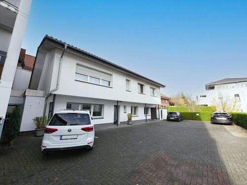 Außenansicht - Modernisiertes Zweifamilienhaus in zentraler Lage von Delbrück