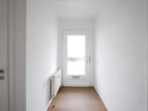 Flur - Erdgeschoss - Mehrfamilienhaus, Wohnhaus mit 150,00 m² in Delbrück zum Kaufen