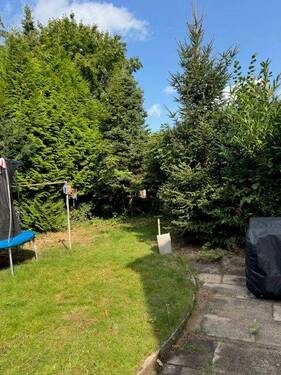 Blick in den Gemeinschaftsgarten - 3 Zimmer Etagenwohnung in Bremen