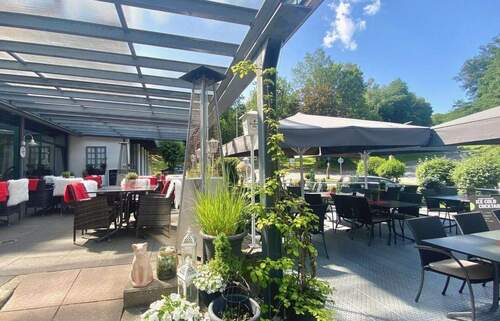 Terrasse - 3 Zimmer Hotel, Pension, Gasthof zur Miete in Wiehl