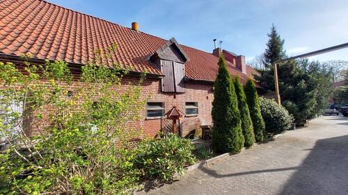 46e545fb-8bc7-43d1-aac5-7f7b0f3a3d9d.jpg - Einfamilienhaus mit 240,00 m&sup2; in Neuenkirchen zum Kaufen
