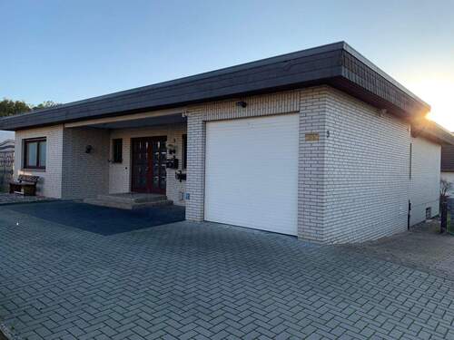 Straßenansicht - Willkommen in Ihrem neuen Zuhause! Bungalow