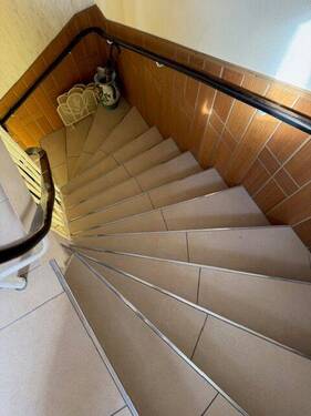 Hausflur - 3 Zimmer Etagenwohnung in Bremen