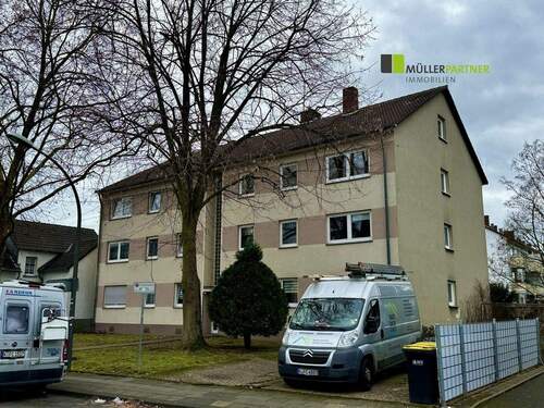 Straßenansicht - 2 Zimmer Mehrfamilienhaus, Wohnhaus zum Kaufen in Köln