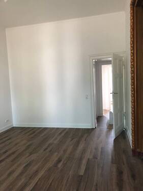 fcdb1047-0d4d-4958-b0d6-1d441b900a8c - 