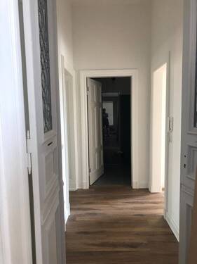 179ad542-e0dc-42a5-8695-cd84f4c11139 - 