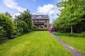 Gebäudeansicht - 8 Zimmer Mehrfamilienhaus, Wohnhaus zum Kaufen in Krefeld
