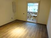 Schlafzimmer - Gepflegte Etagenwohnung mit Tageslichtbad und 2 Balkonen