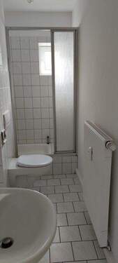 Tageslichtbad mit Dusche - 