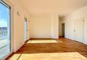 Wohnbereich - Etagenwohnung mit 97,60 m&sup2; in Berlin zur Miete