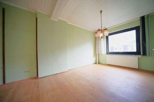 Wohn- und Esszimmer - 